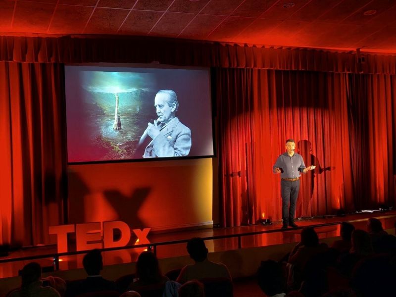 Charla 'La Torre de Marfil' en TEDx OviedoUniversity
